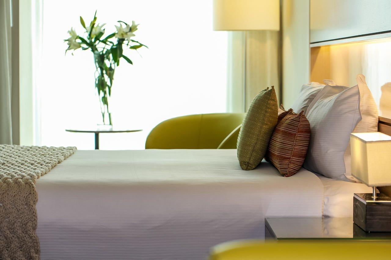 The Point Brisbane Hotel Exteriör bild A bedroom at the hotel